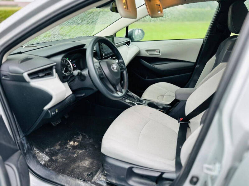 2022 Toyota Corolla LE