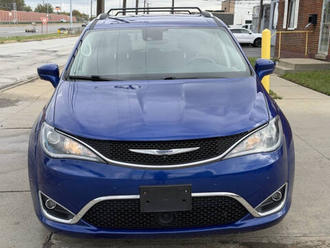 2019 Chrysler Pacifica Touring L