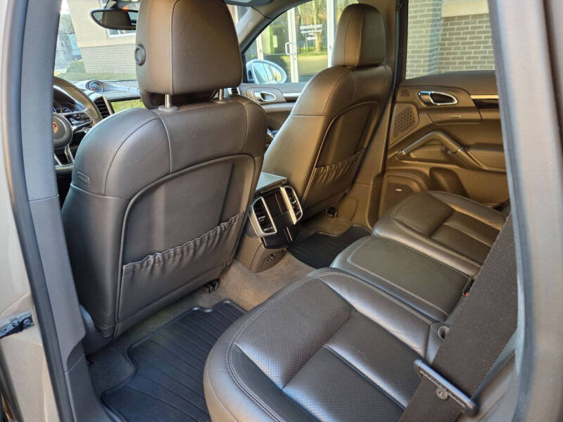 2016 Porsche Cayenne