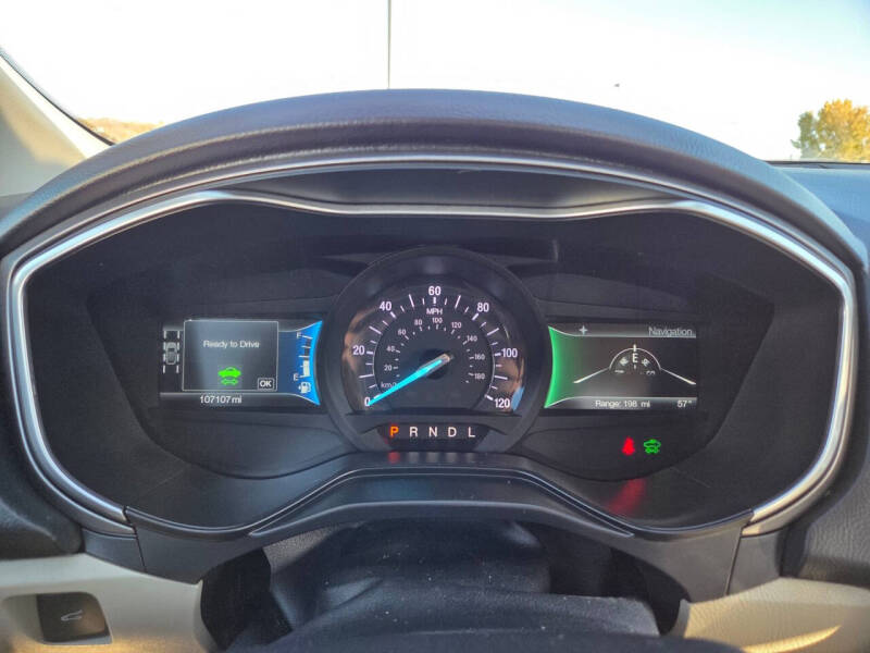 2019 Ford Fusion Hybrid SE