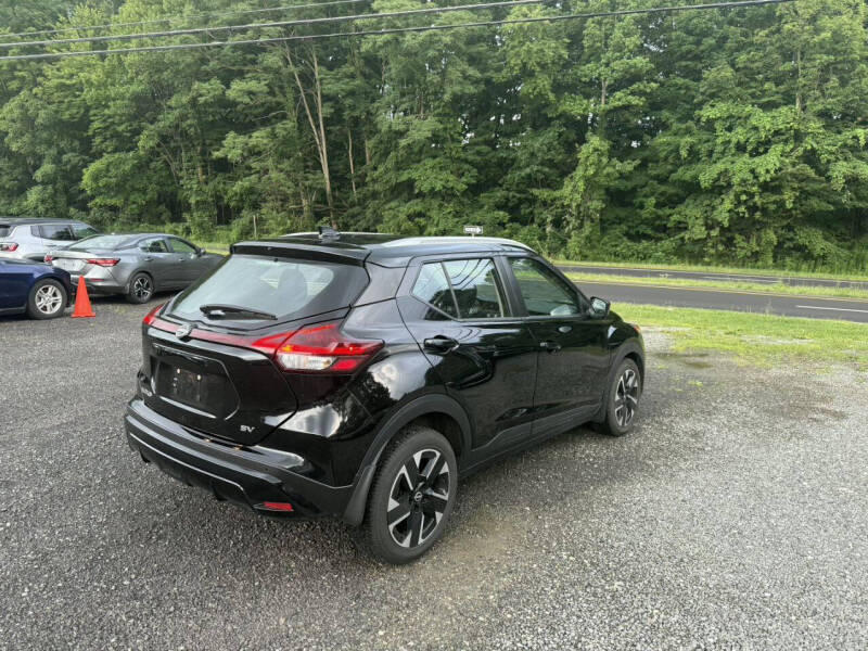 2024 Nissan Kicks SV
