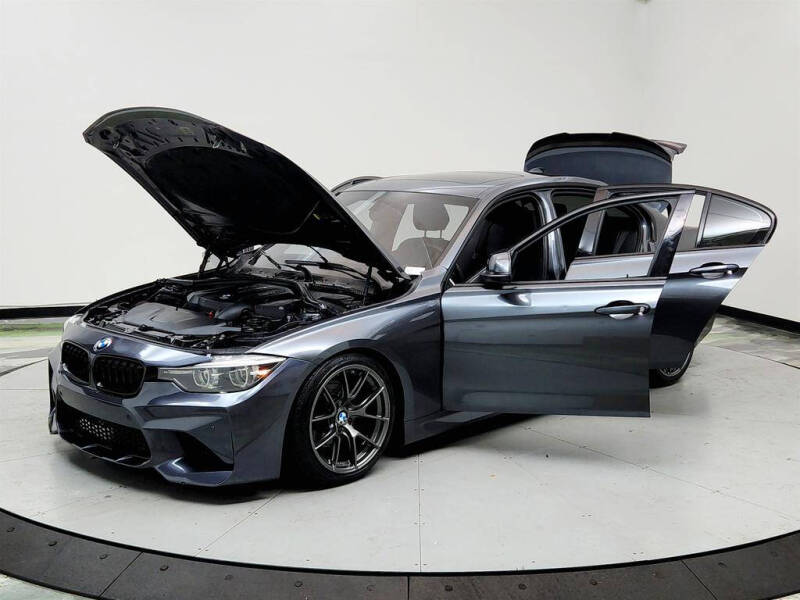 2018 BMW 3 Series 330i