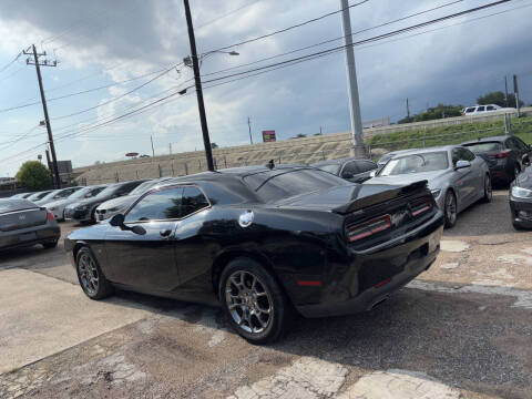 2017 Dodge Challenger GT