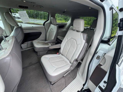 2019 Chrysler Pacifica Touring L
