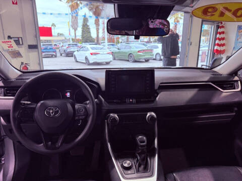 2019 Toyota RAV4 Hybrid LE