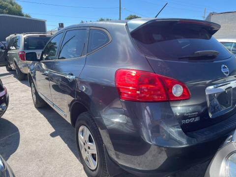 2013 Nissan Rogue S