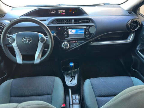 2015 Toyota Prius c Three