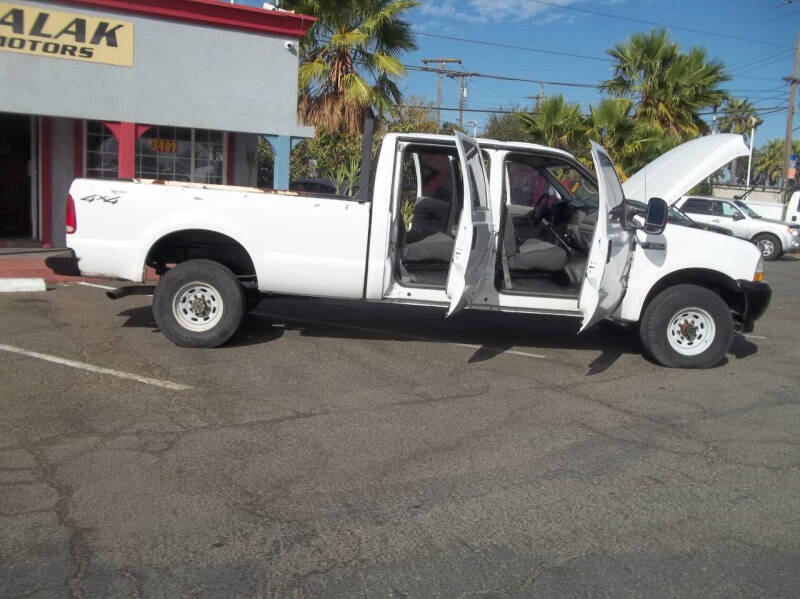 2002 Ford F-350 Super Duty XLT photo 55