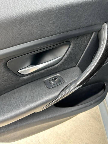 2015 BMW 3 Series 328i