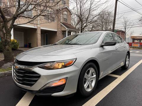 2019 Chevrolet Malibu for sale at General Auto Group in Irvington NJ