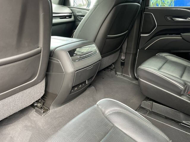 2021 Cadillac Escalade Sport