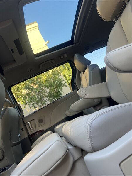 2012 Toyota Sienna XLE 7-Passenger