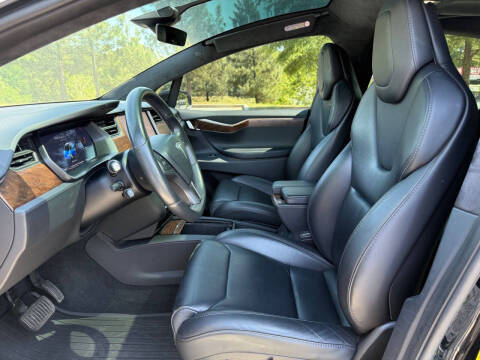 2019 Tesla Model X Standard Range