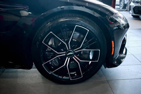 2022 Aston Martin Vantage