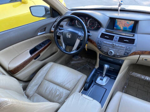 2009 Honda Accord EX-L V6 w/Navi