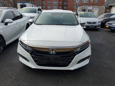 2018 Honda Accord for sale at OFIER AUTO SALES in Freeport NY