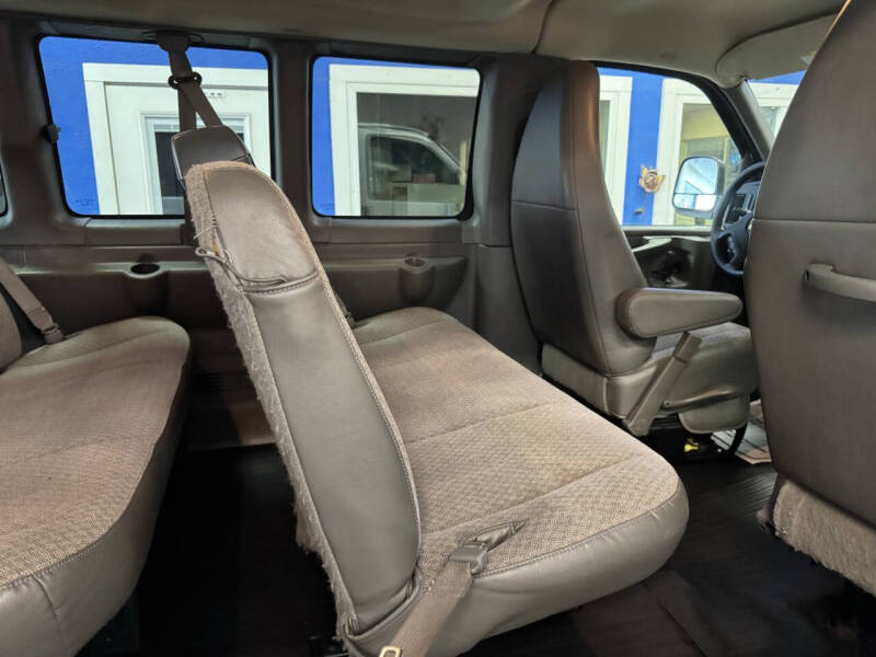 2015 Chevrolet Express LS 2500