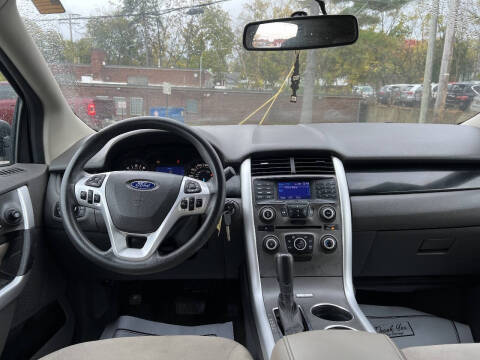 2013 Ford Edge SE