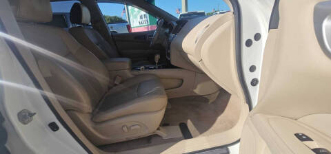 2014 Nissan Pathfinder Platinum
