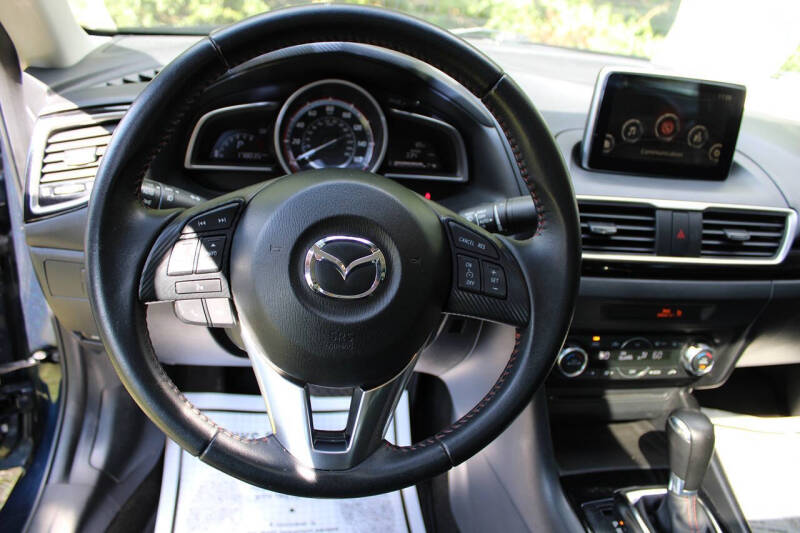 2016 Mazda MAZDA3 i Touring