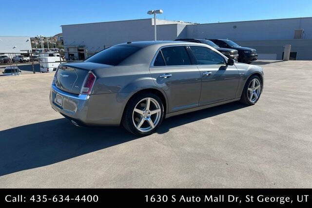 2012 Chrysler 300 Limited
