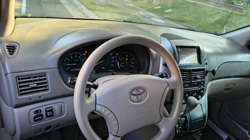2009 Toyota Sienna