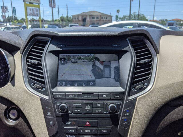 2018 Hyundai Santa Fe Sport 18