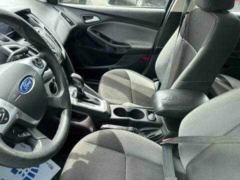 2014 Ford Focus SE