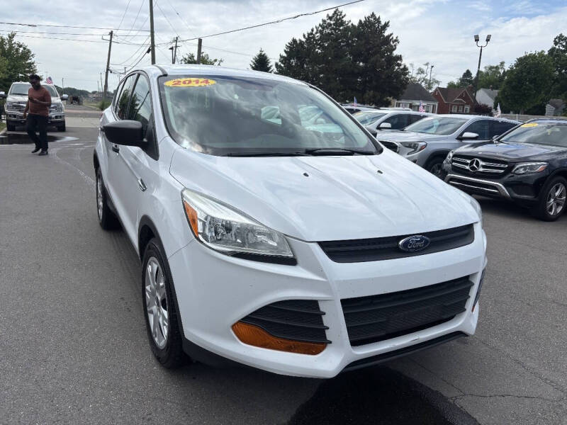 2014 Ford Escape S