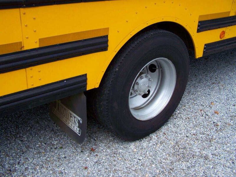 2005 Freightliner FS65 Chassis