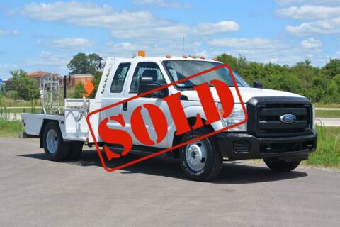 2011 Ford F-350 for sale at Signature Truck Center - Service-Utility Truck in Crystal Lake IL