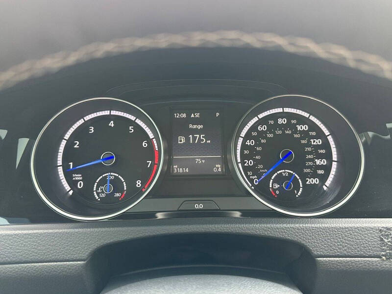 2016 Volkswagen Golf R