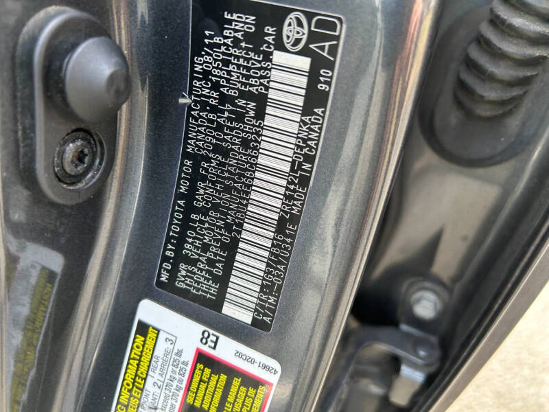 2011 Toyota Corolla LE