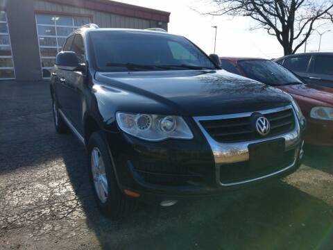 2010 Volkswagen Touareg for sale at ARP in Waukesha WI
