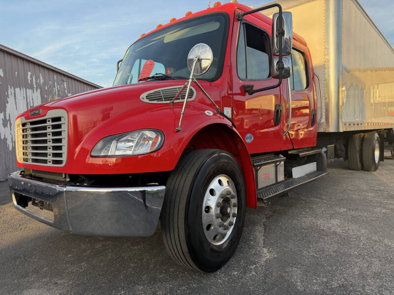 2017 Freightliner M2 106
