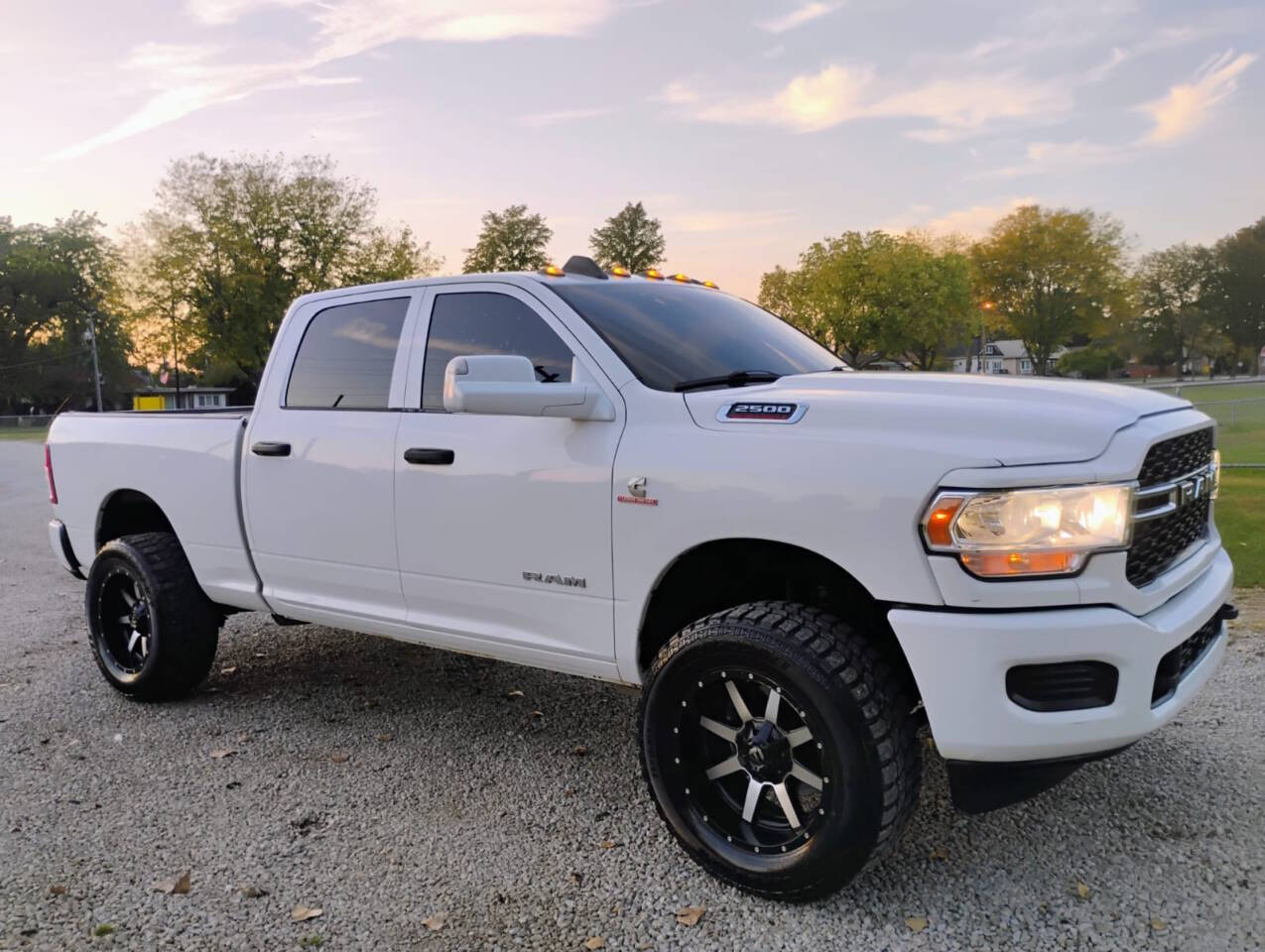 2019 RAM 2500 Tradesman 4x4 4dr Crew Cab 6.3 ft. SB Pickup's photo