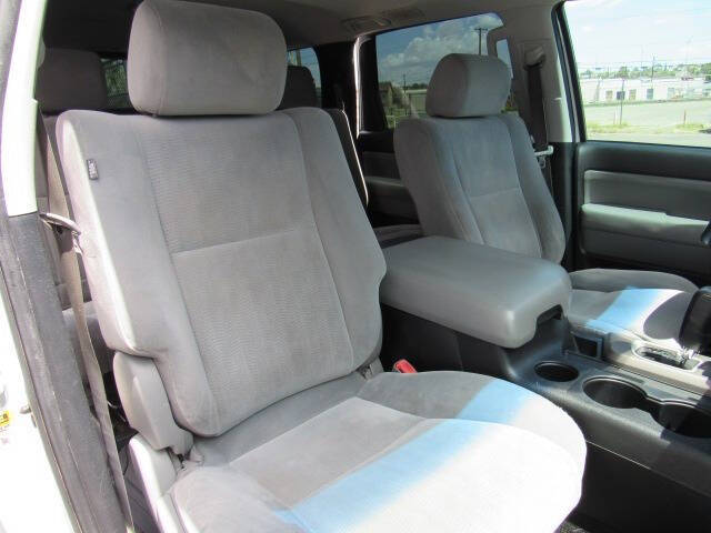 2013 Toyota Sequoia SR5
