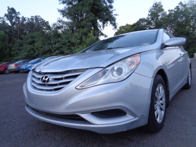 Hyundai Sonata's photo