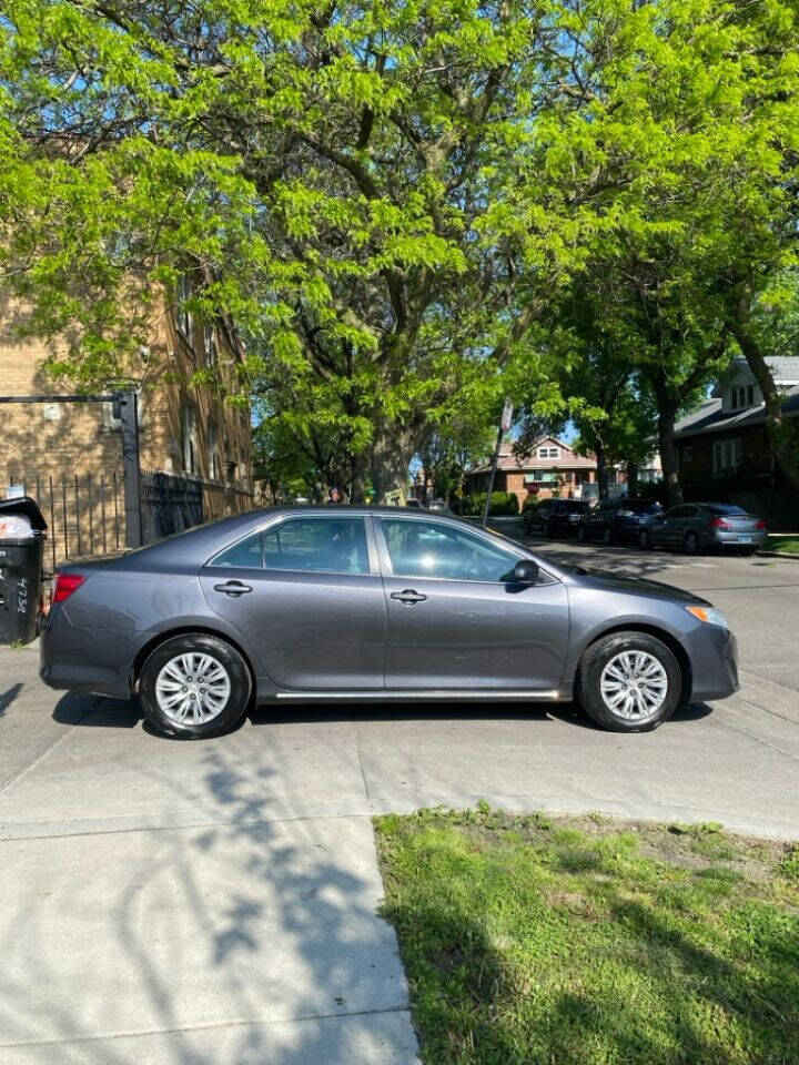 2014 Toyota Camry for sale at Macks Motor Sales in Chicago, IL