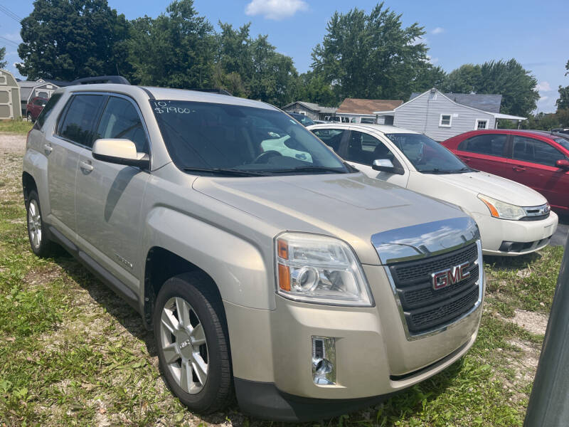 2010 GMC Terrain for sale at HEDGES USED CARS in Carleton MI