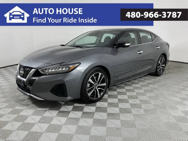 2023 Nissan Maxima SV