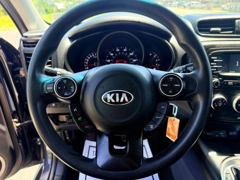 2016 Kia Soul +