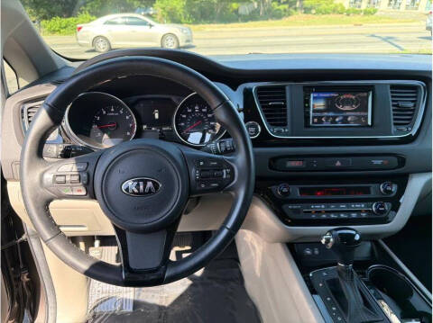 2016 Kia Sedona