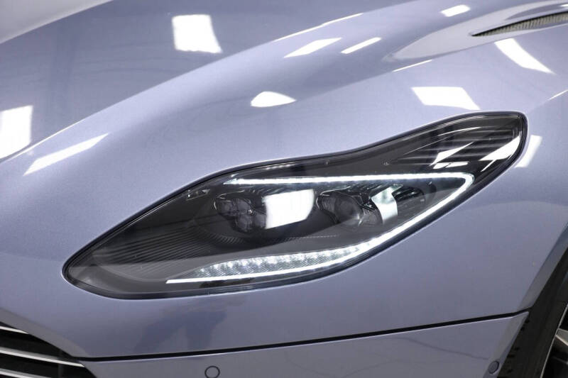 2019 Aston Martin DB11 V8