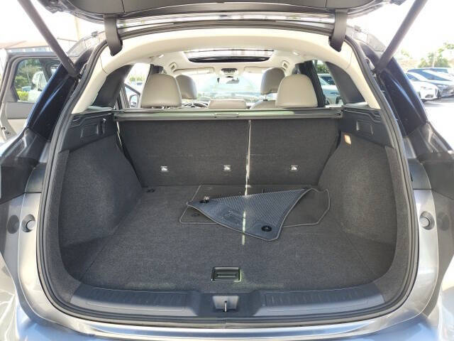 2025 Infiniti QX50 Luxe