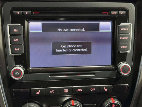 2015 Volkswagen Passat 1.8T SE