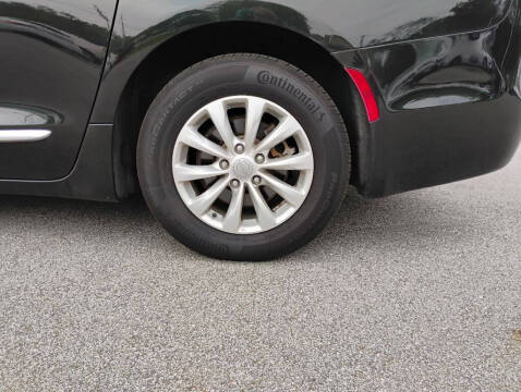 2019 Chrysler Pacifica Touring L