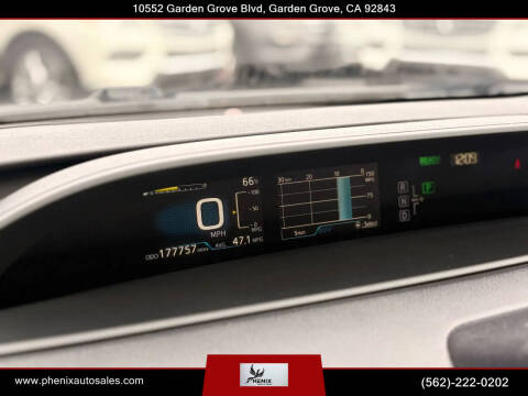 2016 Toyota Prius Two