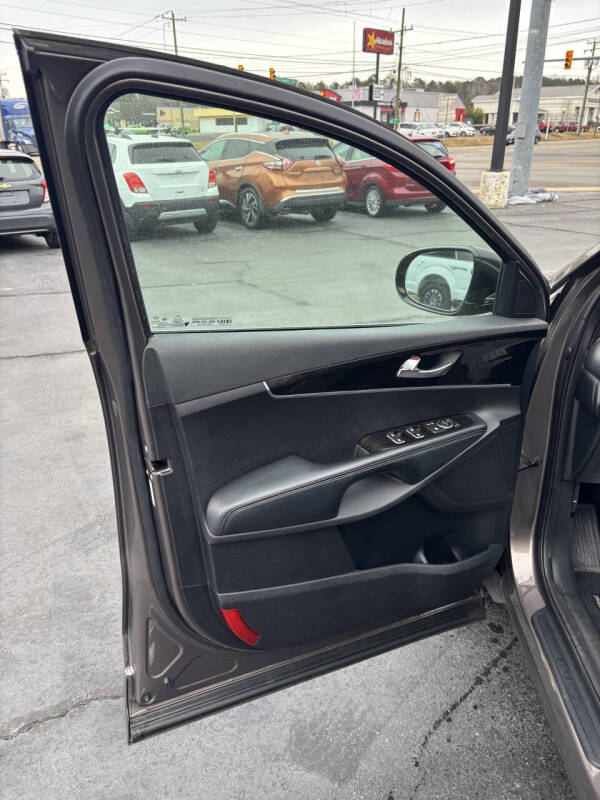 2020 Kia Sorento S V6