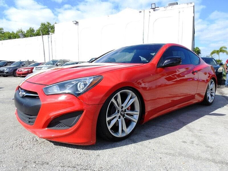 2013 Hyundai Genesis Coupe  - $13,900
